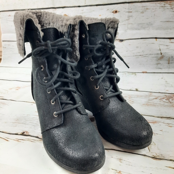 UGG Wedge Waterproof Ankle Boots Suede Sherpa Black Academia Fairy Cottage - Picture 2 of 12